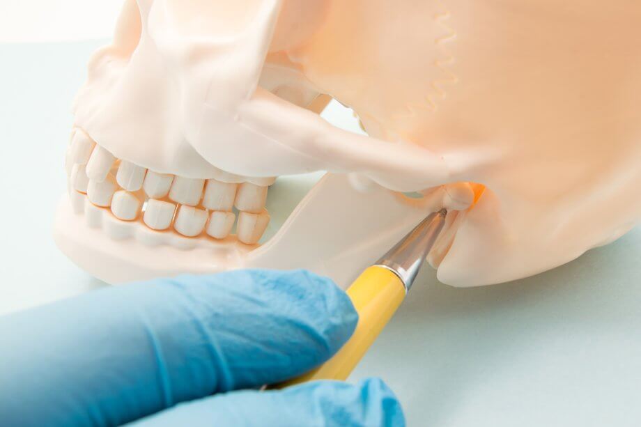 When Should I See A Dentist For TMJ?